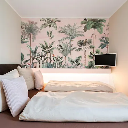 2-zimmer-ostseewohnung Mit Suedbalkon, Blick Ins Gruene Und Ruhiger Lage - 