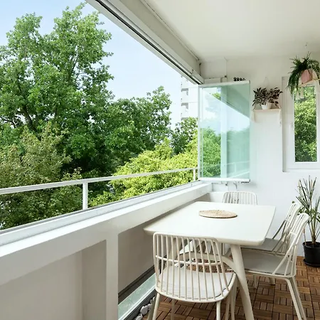 2-zimmer-ostseewohnung Mit Suedbalkon, Blick Ins Gruene Und Ruhiger Lage - 