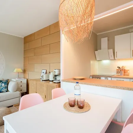 アパート 2-zimmer-ostseewohnung Mit Suedbalkon, Blick Ins Gruene Und Ruhiger Lage - 
